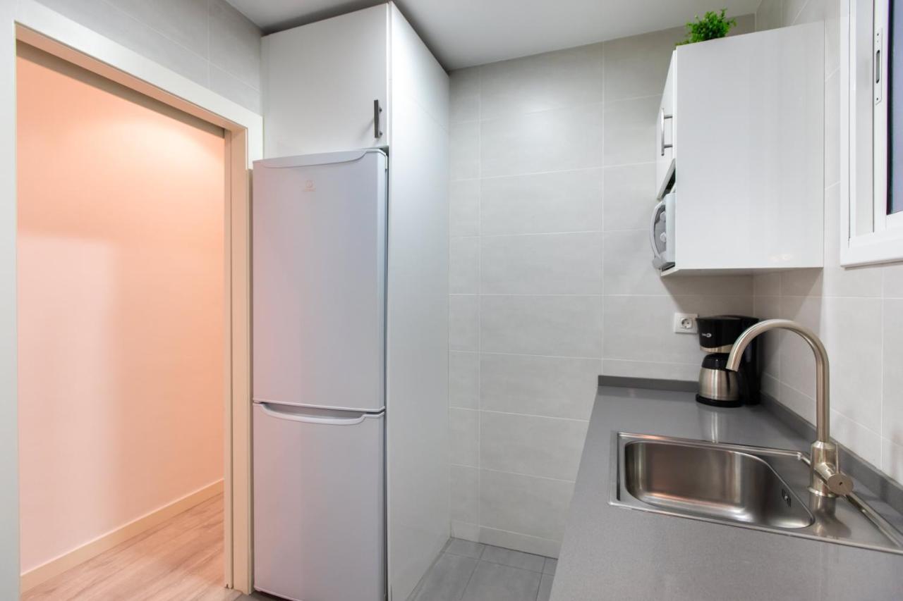 Pere Serafi 2 Bedroom Apartment Barcelona Exterior photo